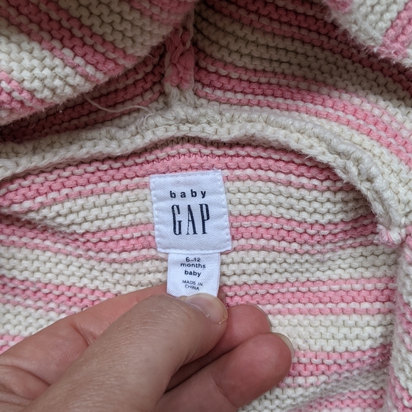 Baby Gap Girl's Brannan Bear Sweater - Picture 2 of 2